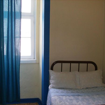 Dias E Dominguez Hostel Lisbon Ruang foto